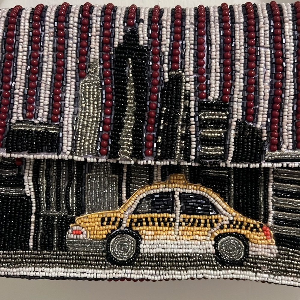 Handcrafted in India City skyline taxi cab beaded bag NEW - Picture 2 of 8